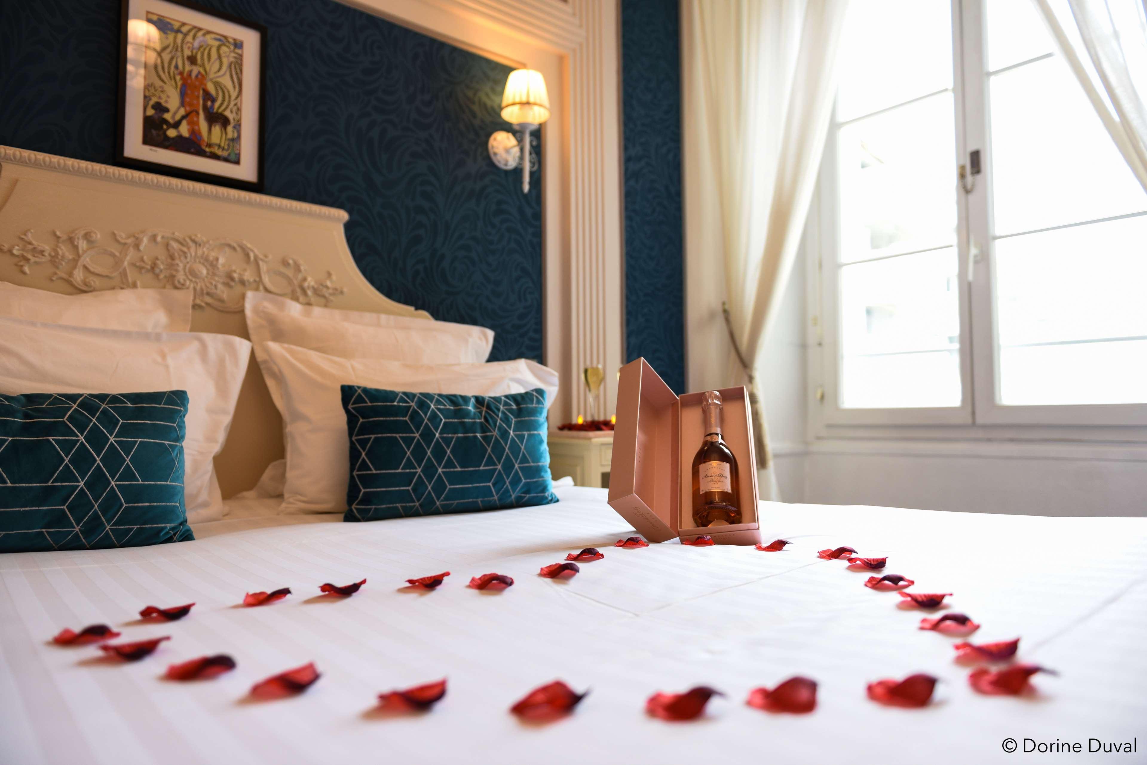 Oceania Hotel D'Anjou Анже Екстер'єр фото